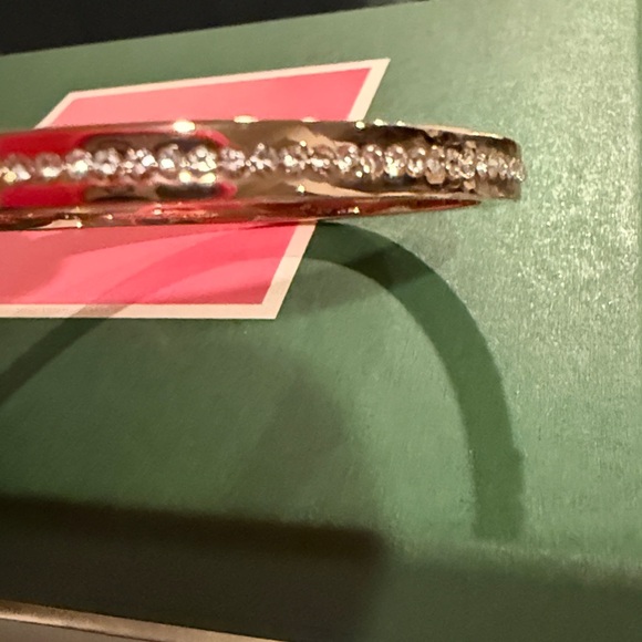 NWT! ♠️ Kate spade bracelet/bangle in rose gold with pavé crystals all around - Picture 5 of 13